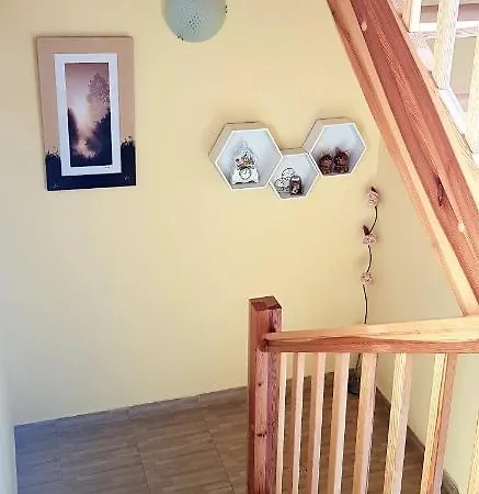 Siodemkacamp ホームステイ ウェバ