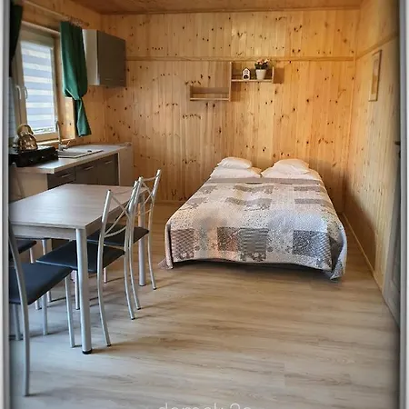 ホームステイ Siodemkacamp